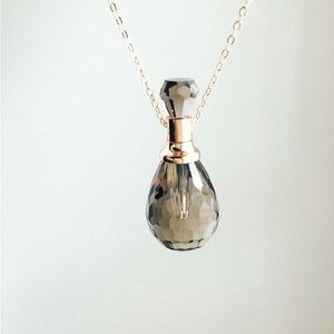 Peacock Parfumerie Perfume Essential Oil Diffuser vial necklace Faceted Crystal